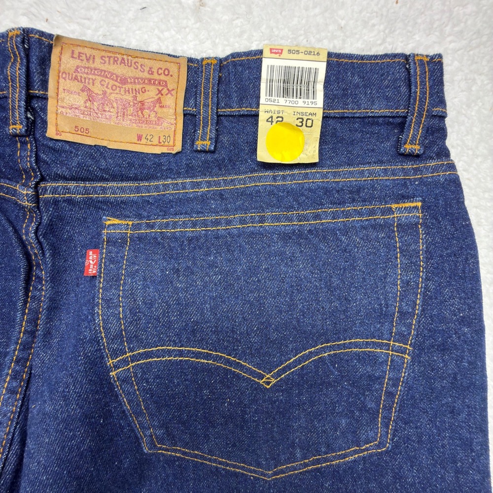 Vintage Levis 505 Regular Fit Jeans Mens 42x30 Dark Wash Straight Leg Canada NWT